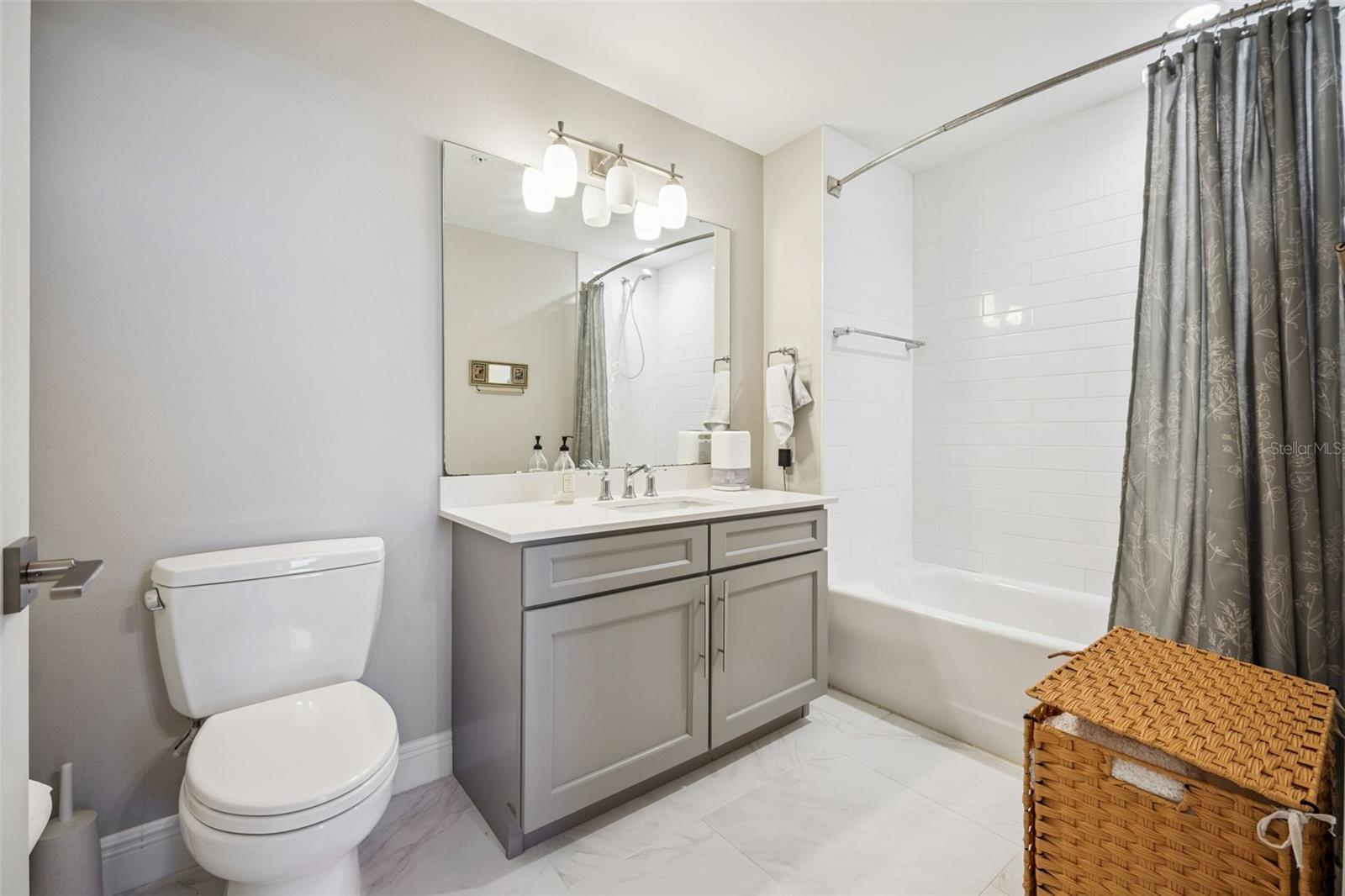 SIENA/BELLA COLLINA - Residential