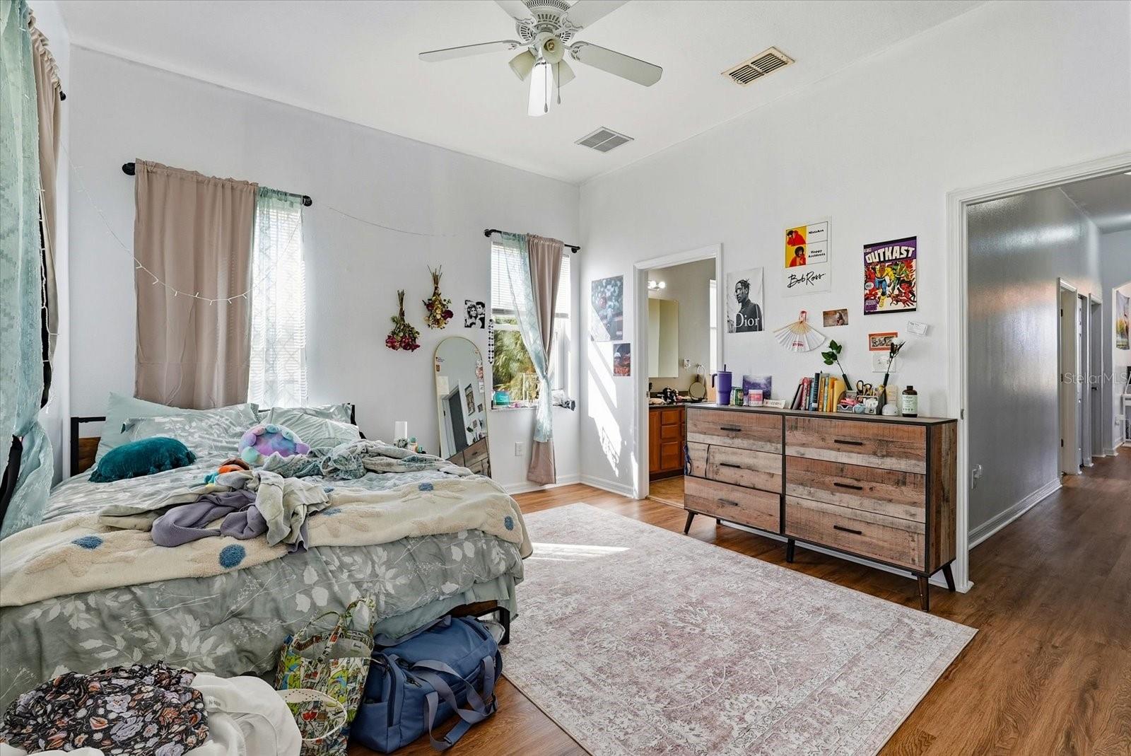 GIUSTOS TWNHMS - Residential