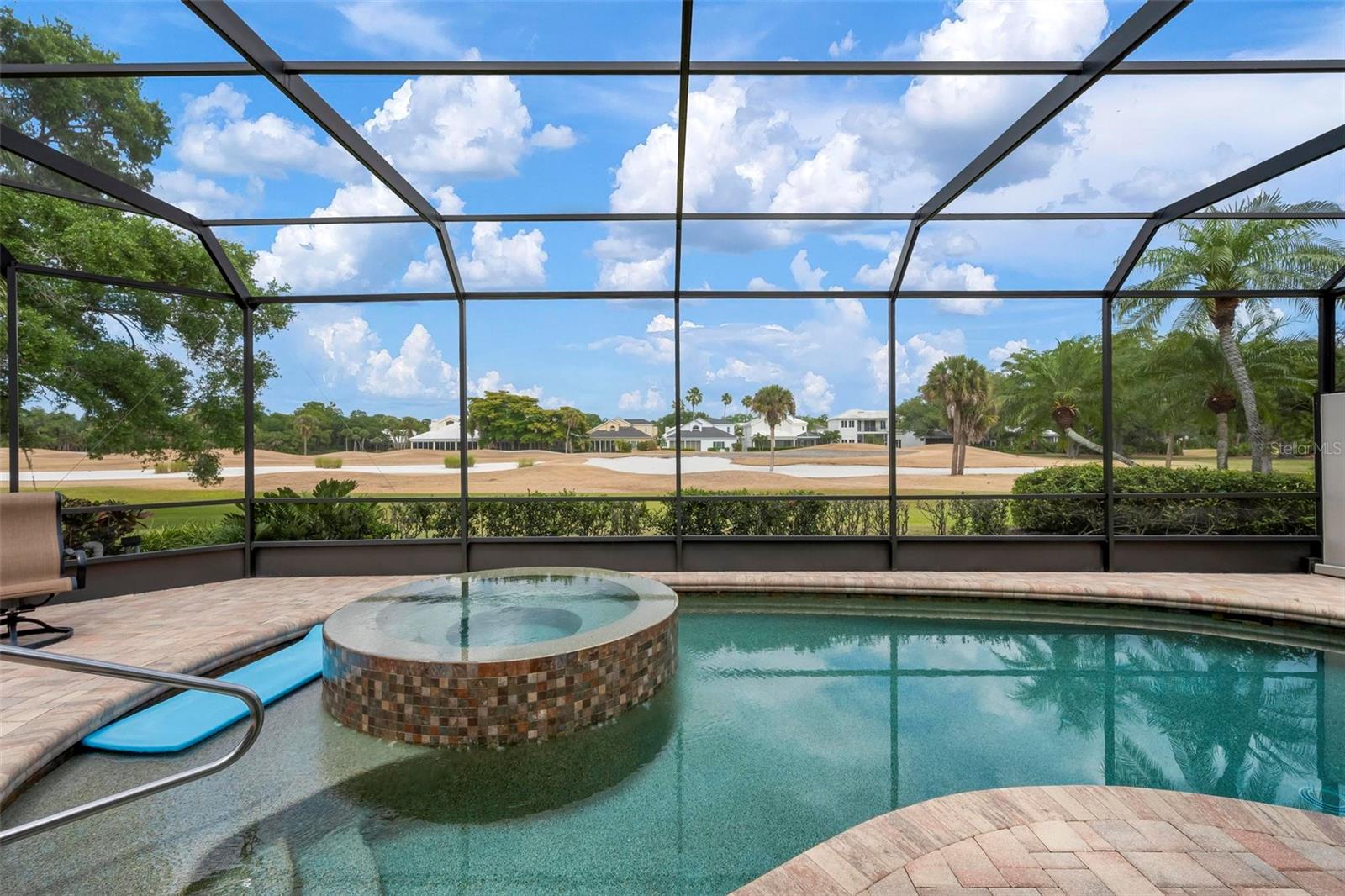 PRESTANICA/LA VISTA - Residential