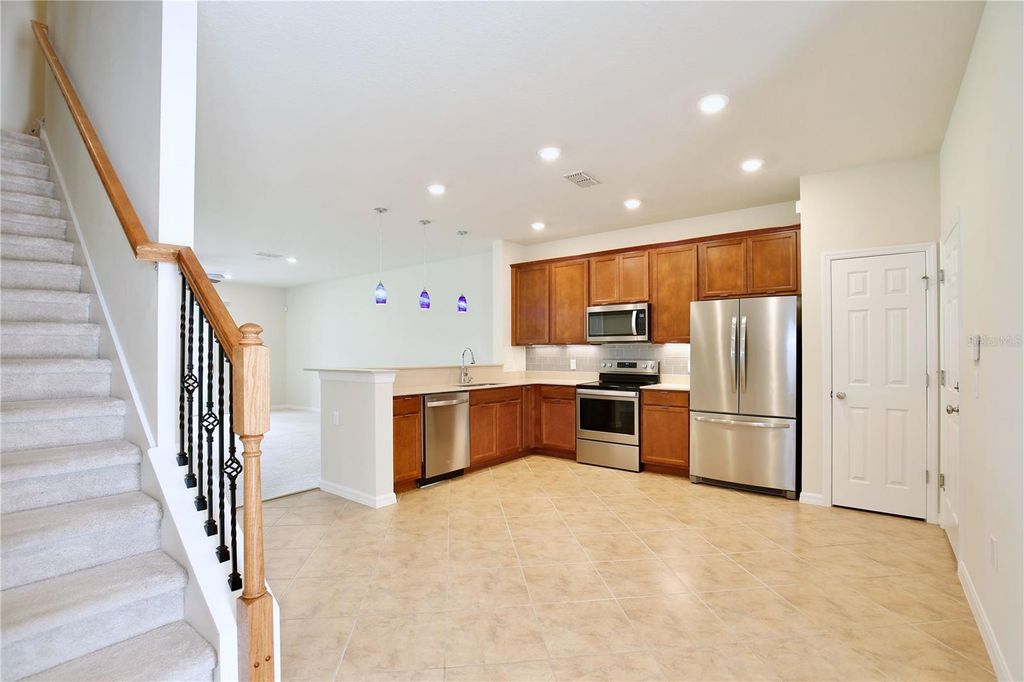 Photo of 3924 Plainview Drive, Orlando, FL 32824 (MLS # O6413022)