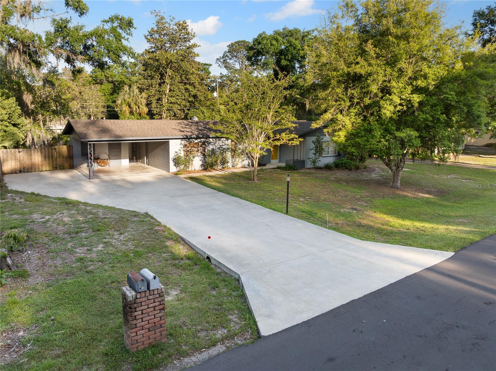 1909 NW 36TH DRIVE