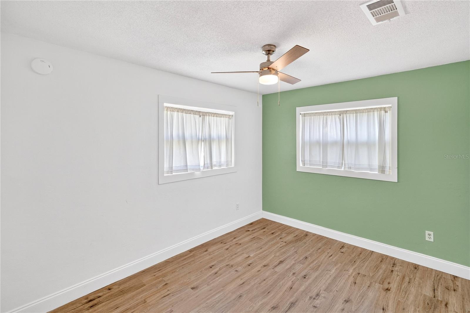 RENEWOOD - Residential