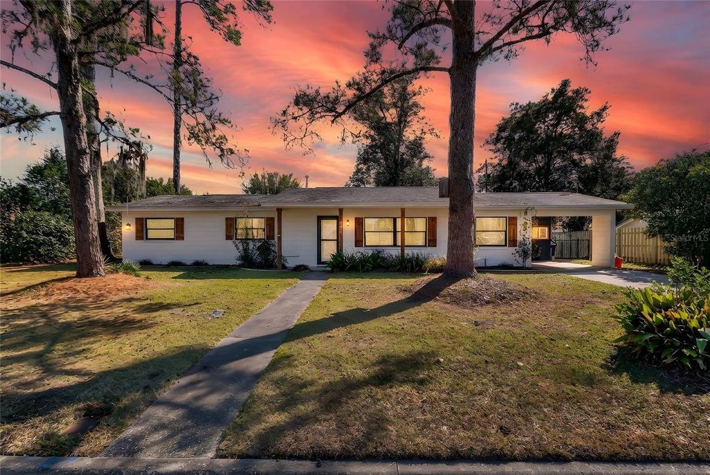 Photo of 3321 NW 28th Place, Gainesville, FL 32605 (MLS # GC537436)