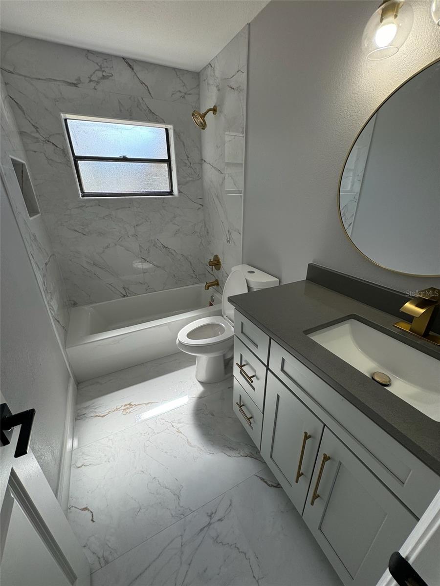 LAUREL HILLS - Residential