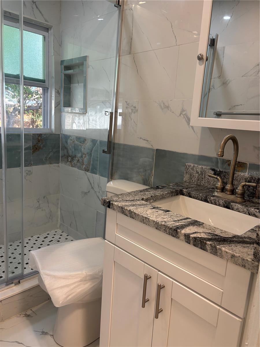 SUNSHINE GROVES - Residential Lease