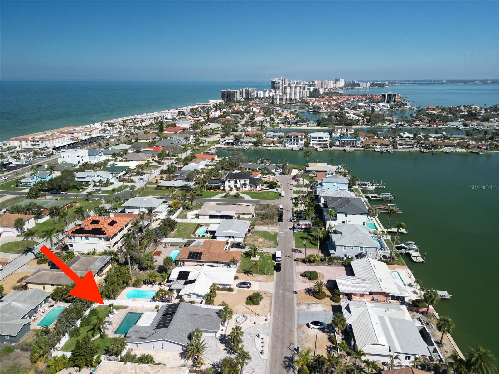 2504 BAYSHORE DRIVE