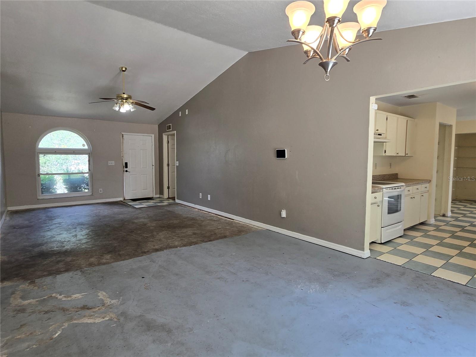 MARION OAKS UN 03 - Residential