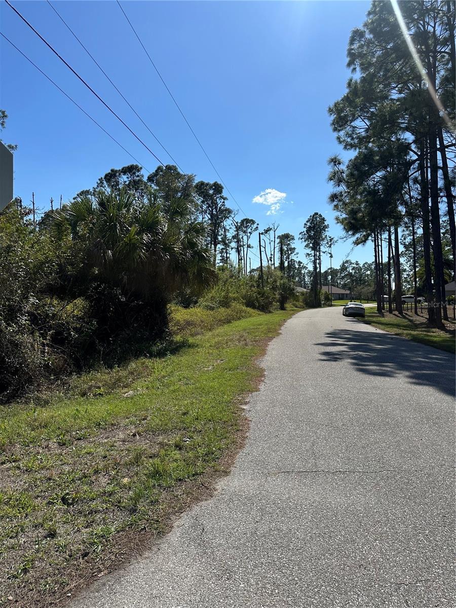 PORT CHARLOTTE SUB 33 - Land