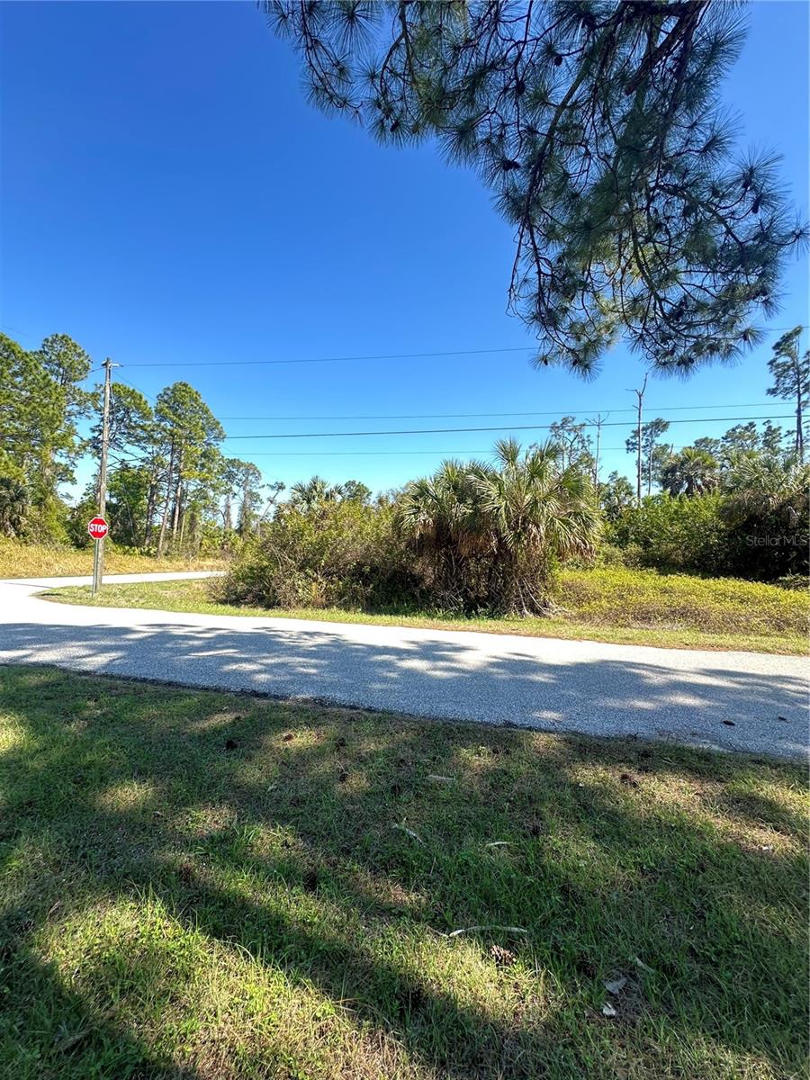 PORT CHARLOTTE SUB 33 - Land