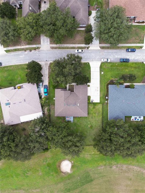 A home in EUSTIS