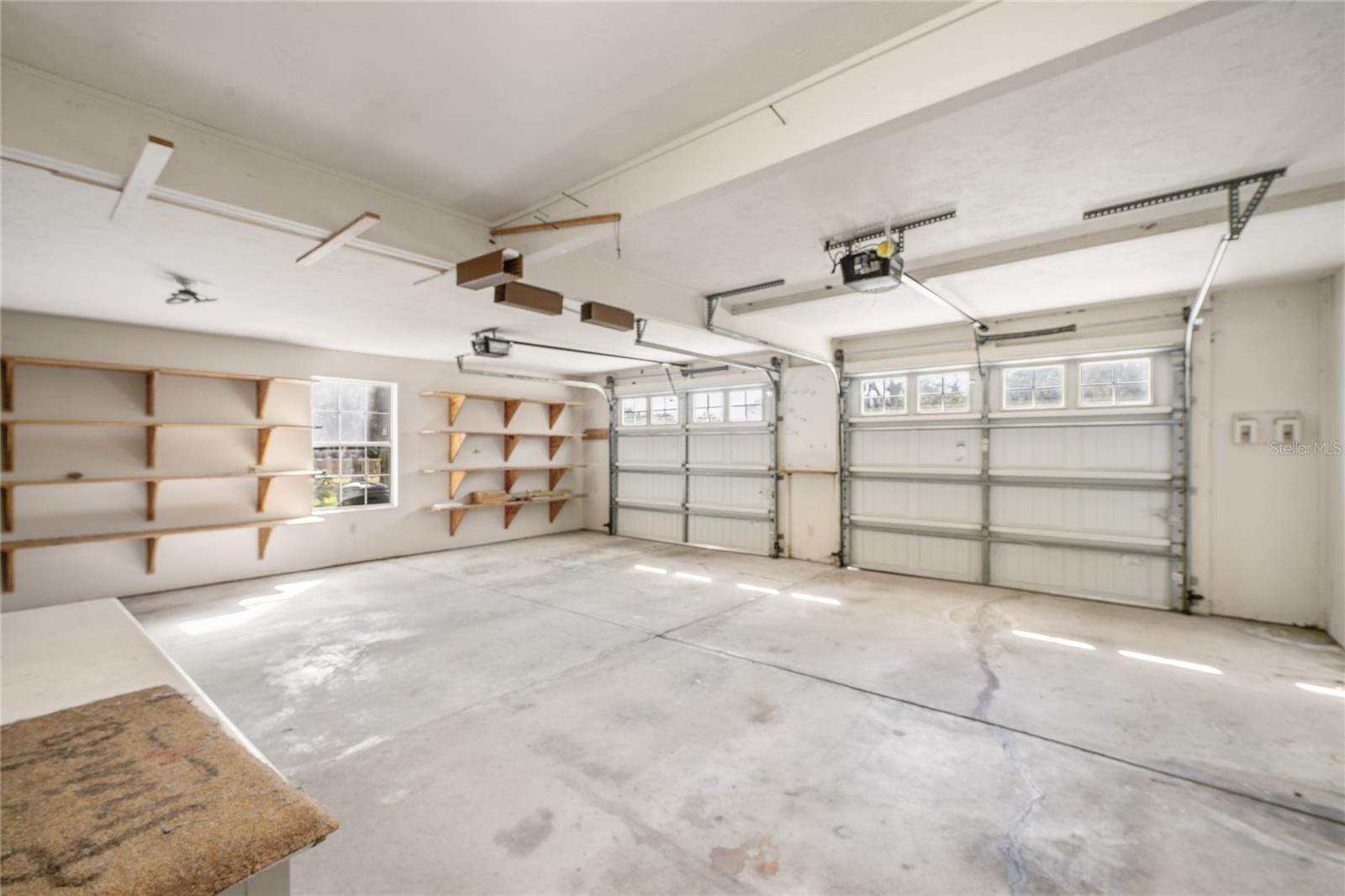 STONE ISLAND ESTATES - Residential