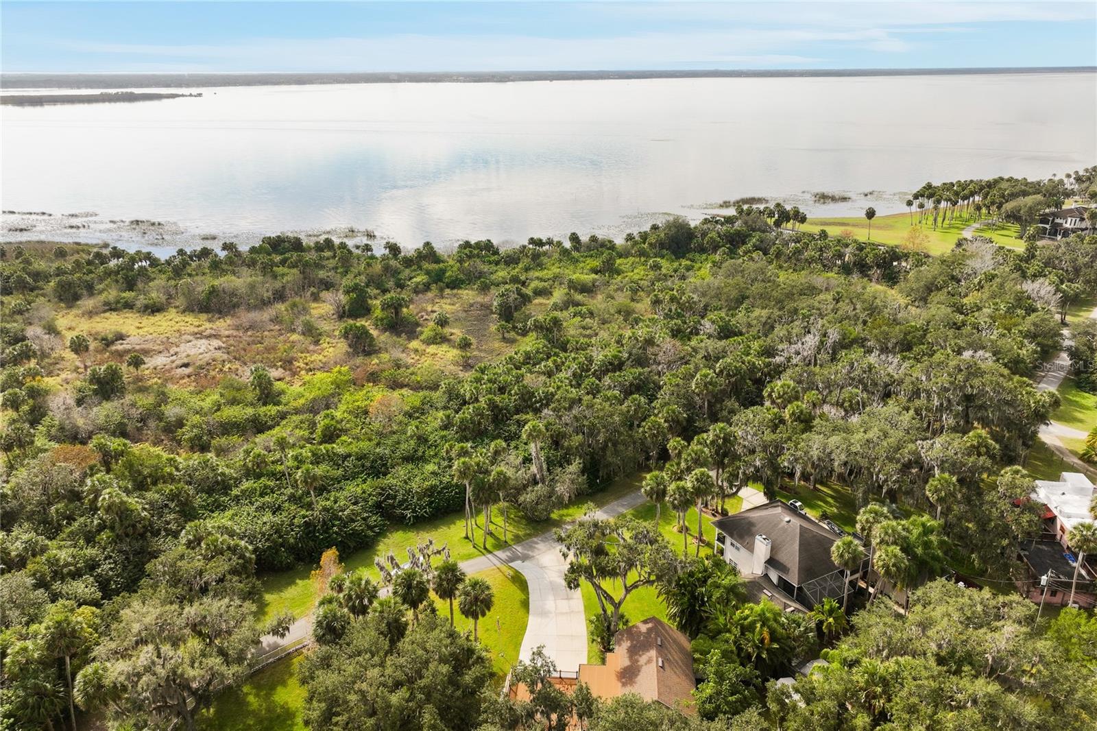 STONE ISLAND ESTATES - Residential