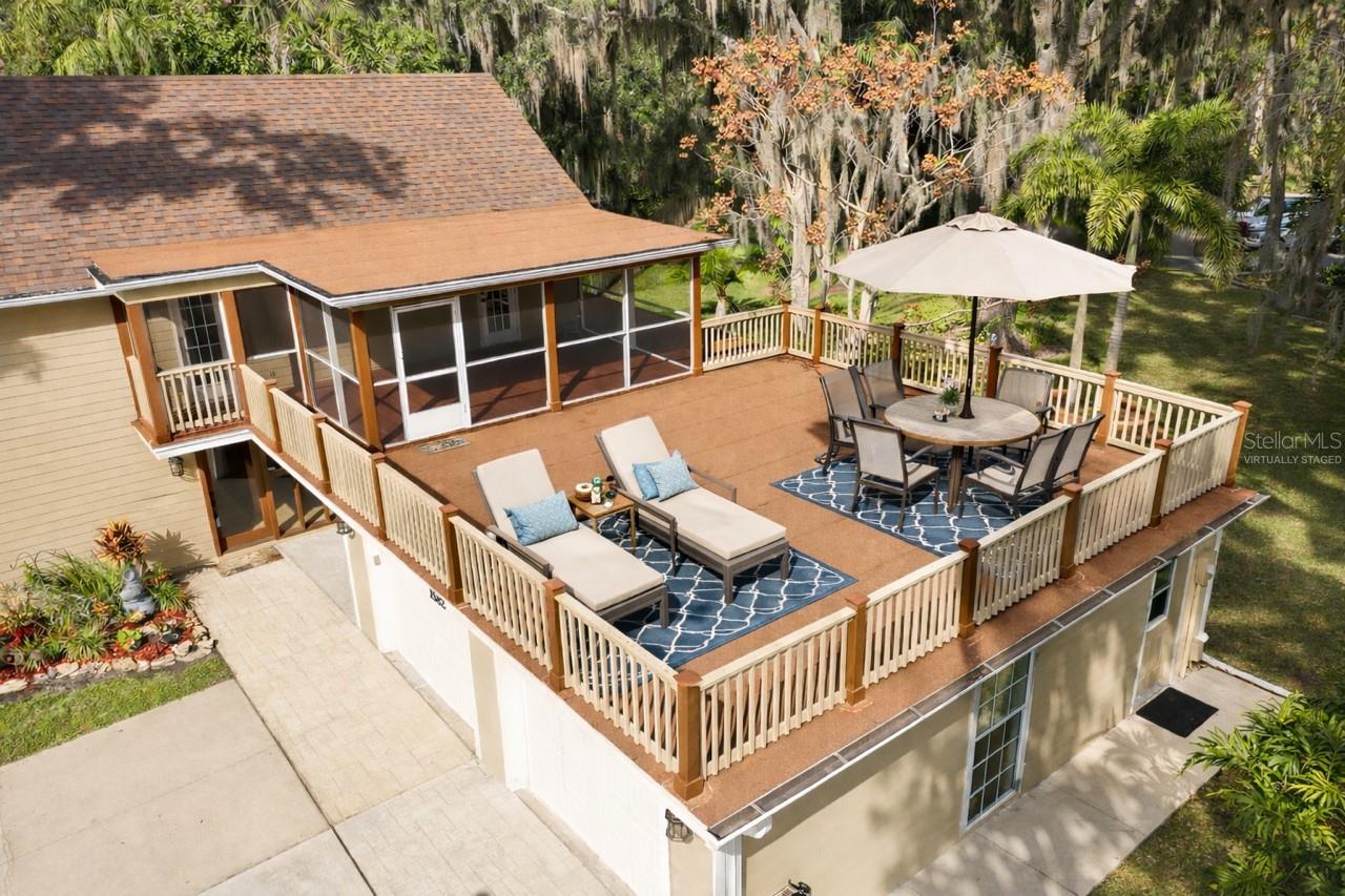 STONE ISLAND ESTATES - Residential