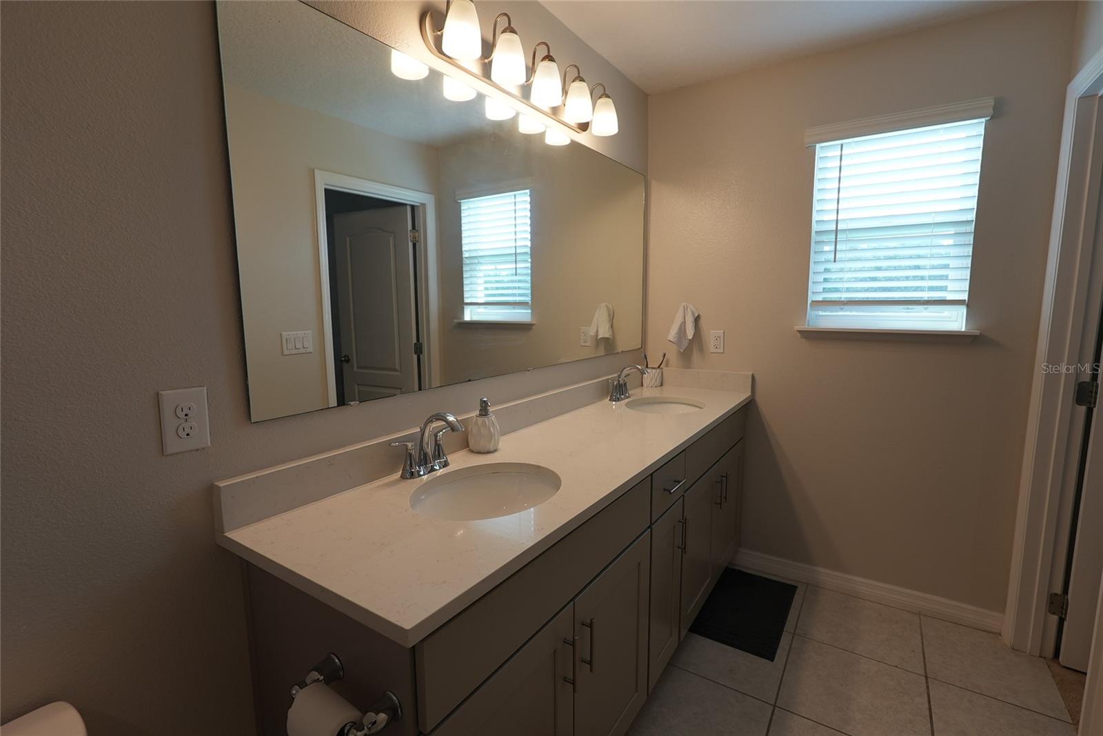 FIESTA KEY PH 2 - Residential