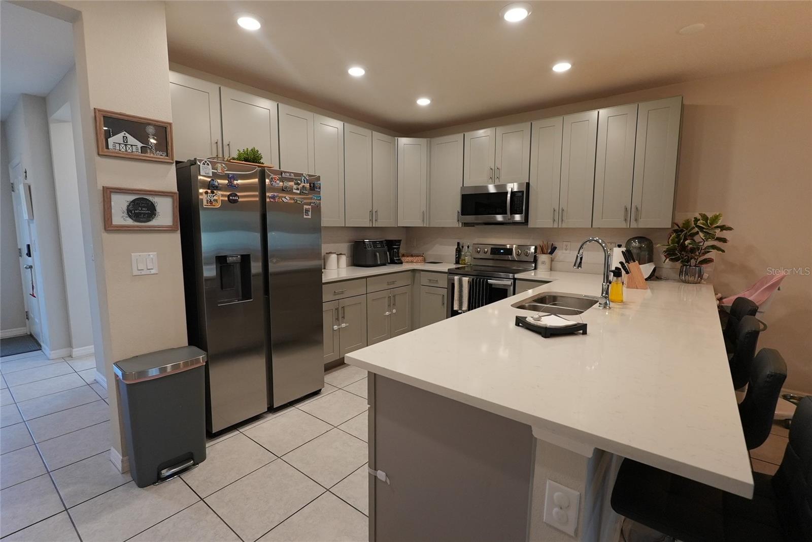 FIESTA KEY PH 2 - Residential