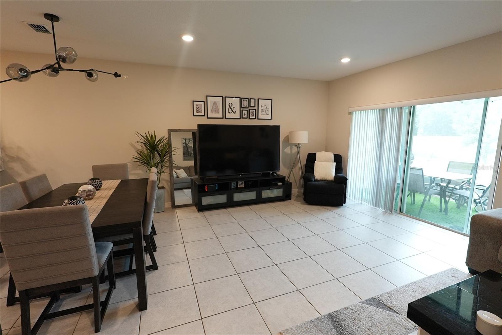FIESTA KEY PH 2 - Residential