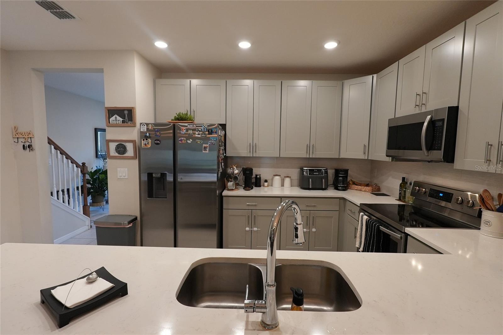FIESTA KEY PH 2 - Residential