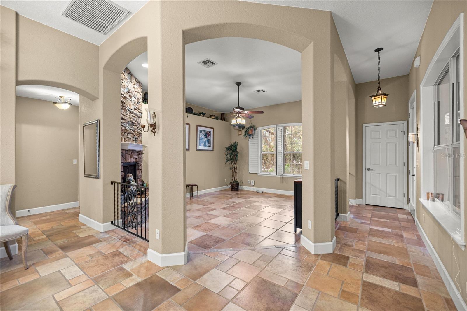 FLORIDA ORANGE GROVE CORP - Residential