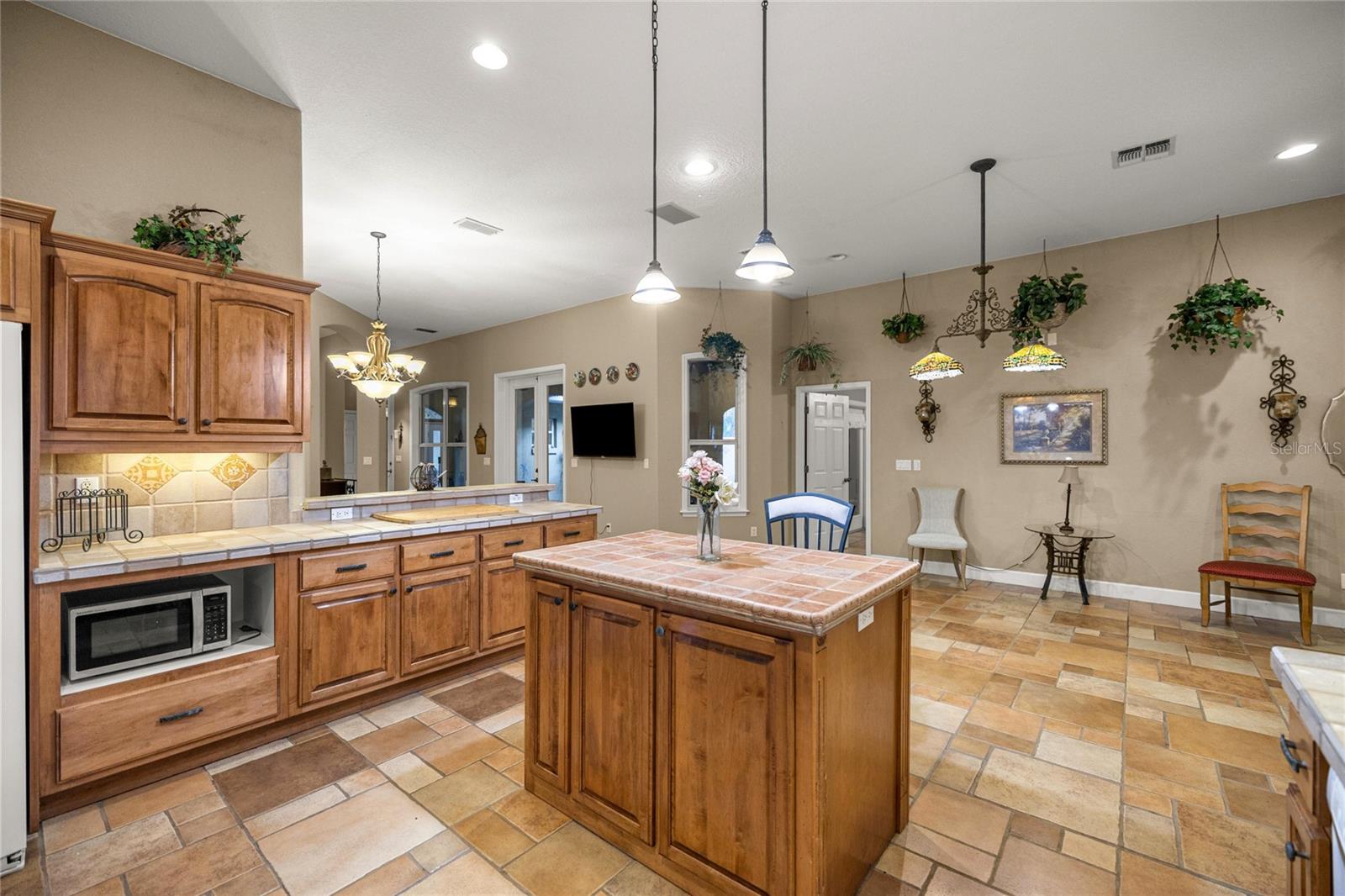 FLORIDA ORANGE GROVE CORP - Residential