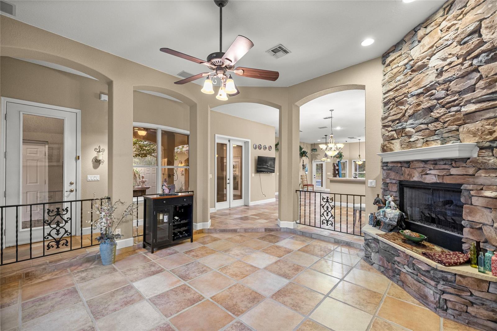 FLORIDA ORANGE GROVE CORP - Residential