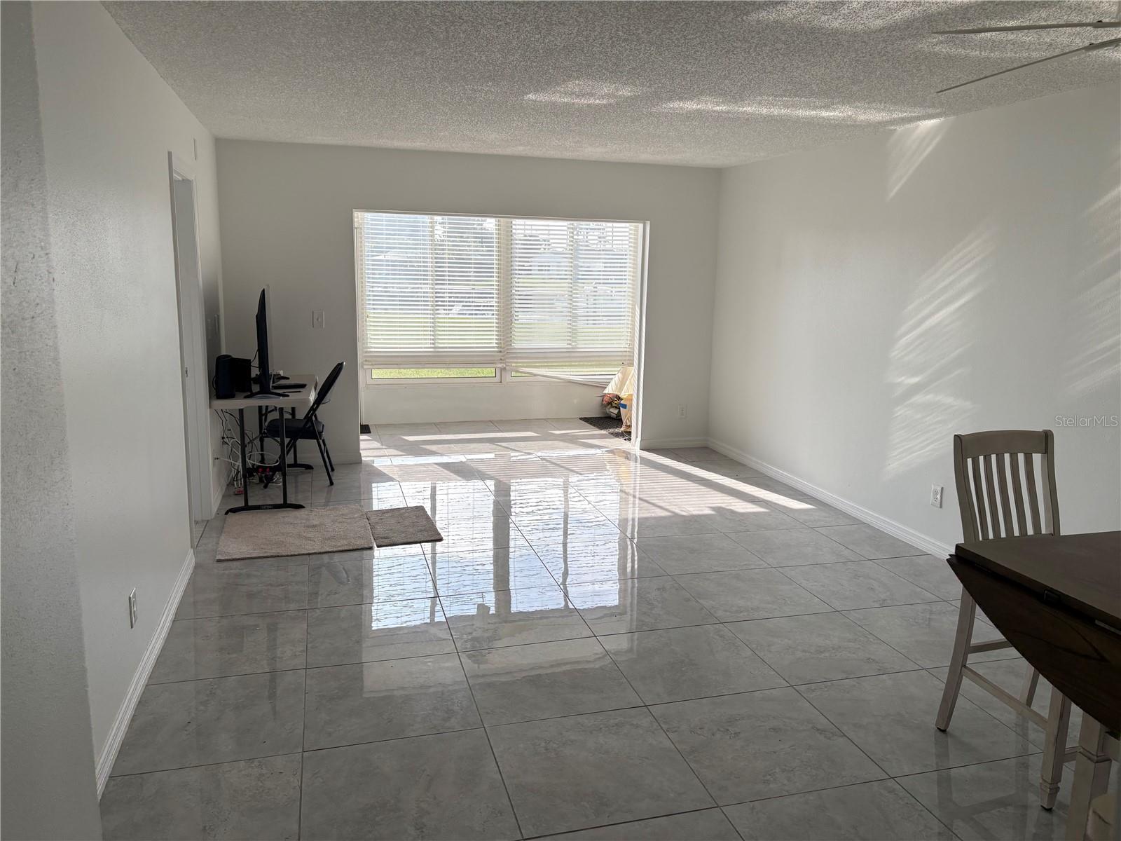 WINDWARD COVE CONDO - Residential Lease