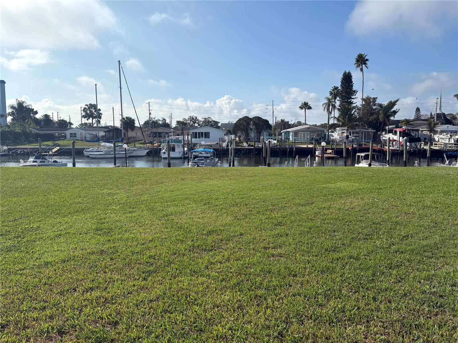 WINDWARD COVE CONDO - Residential Lease