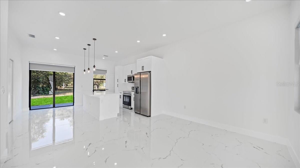 HARB HEIGHTS - Residential Lease