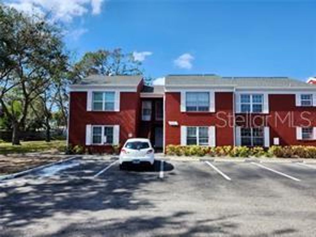 Photo of 8212 11th Street N #D, St Petersburg, FL 33702 (MLS # TB8494437)