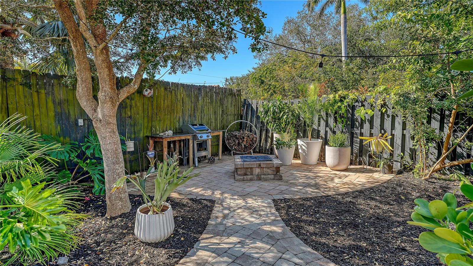 HIGHLAND PINES - Residential