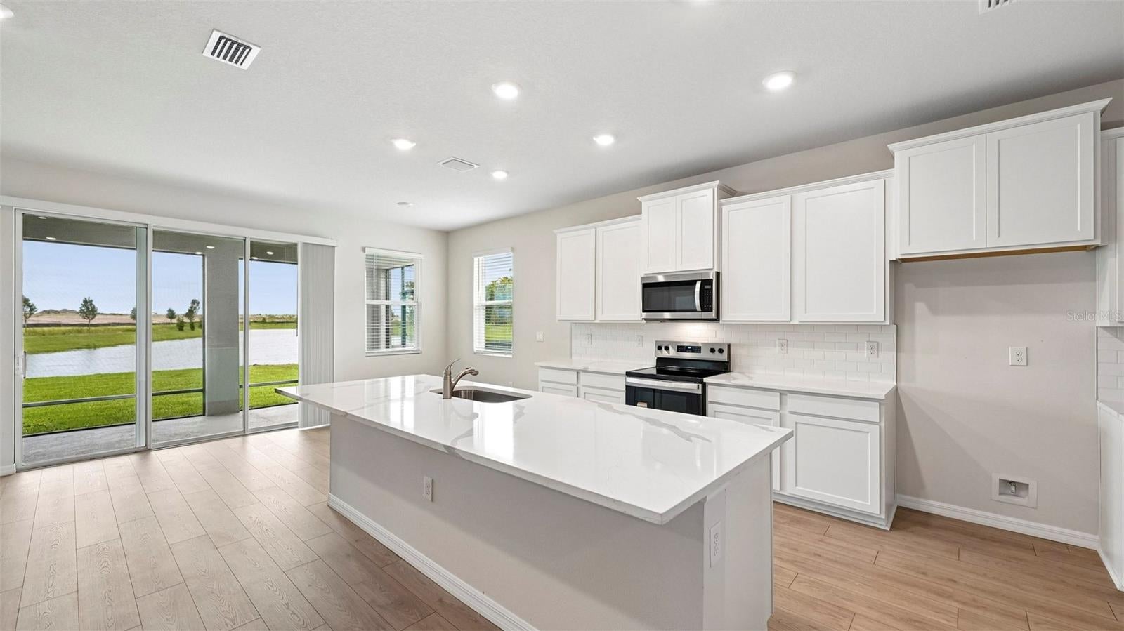 18112 TAVERNSIDE TRAIL