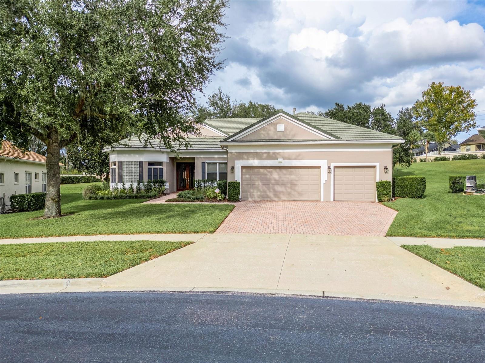 SUMMIT GREENS - Residential