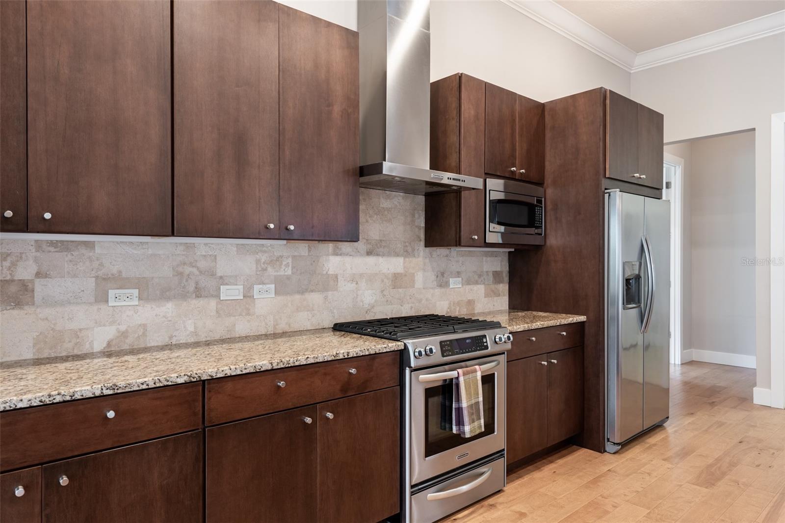 SUMMIT GREENS - Residential