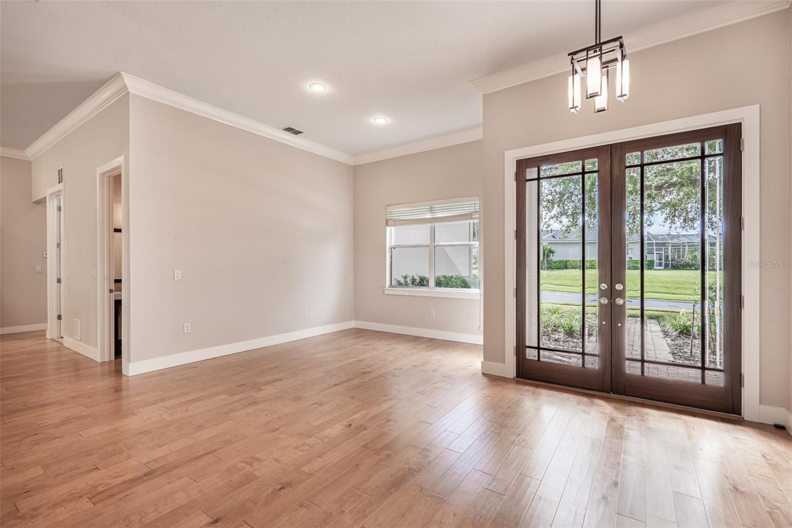 SUMMIT GREENS - Residential