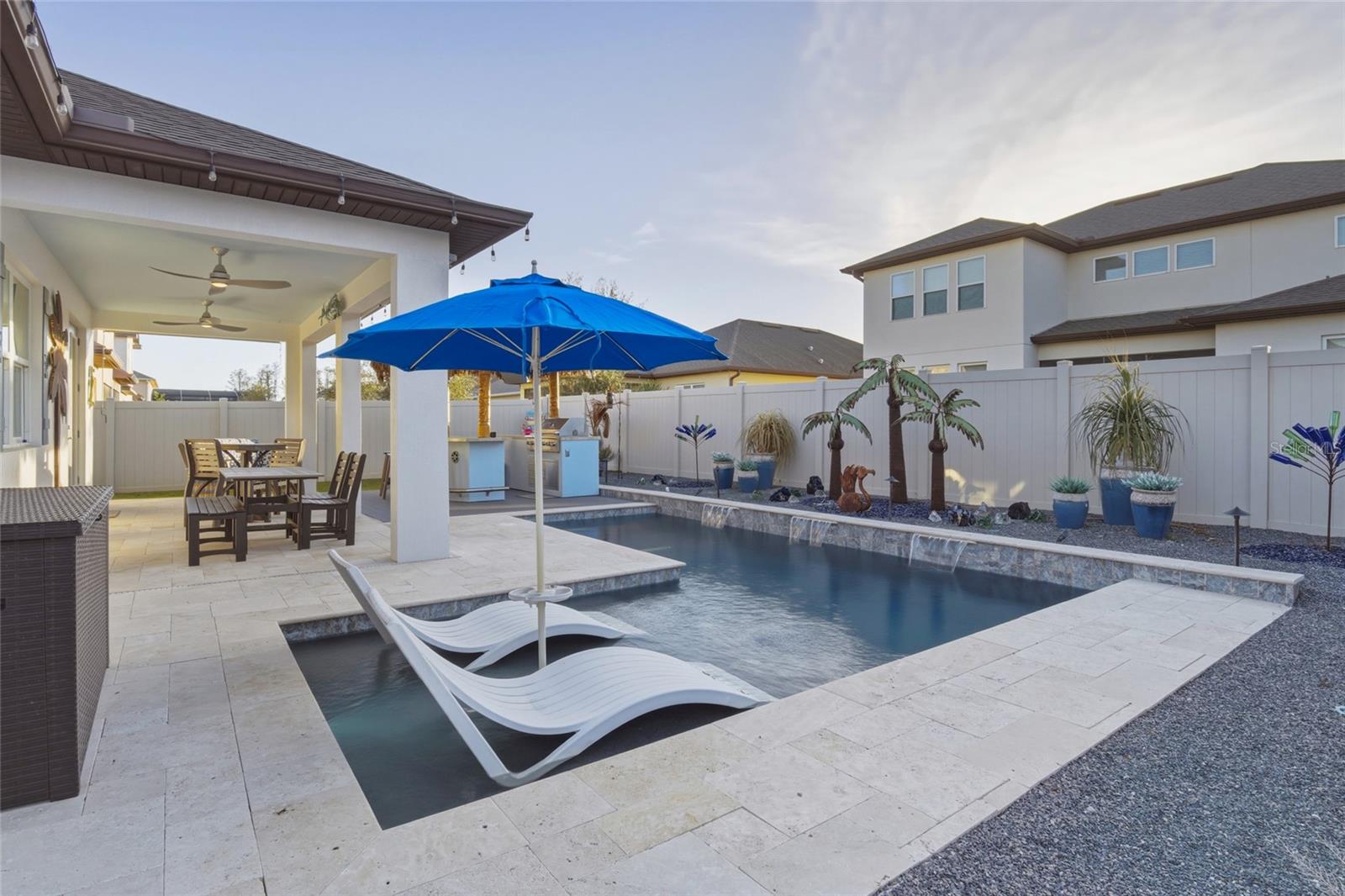 ROPER RESERVE - Residential