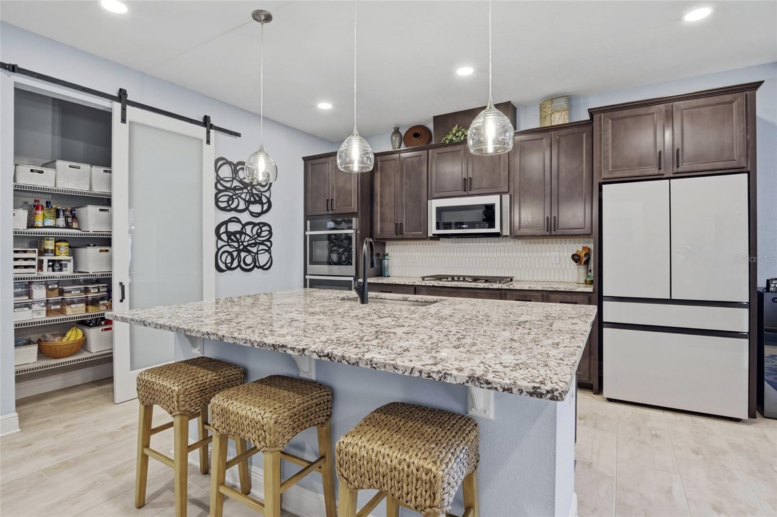 ROPER RESERVE - Residential