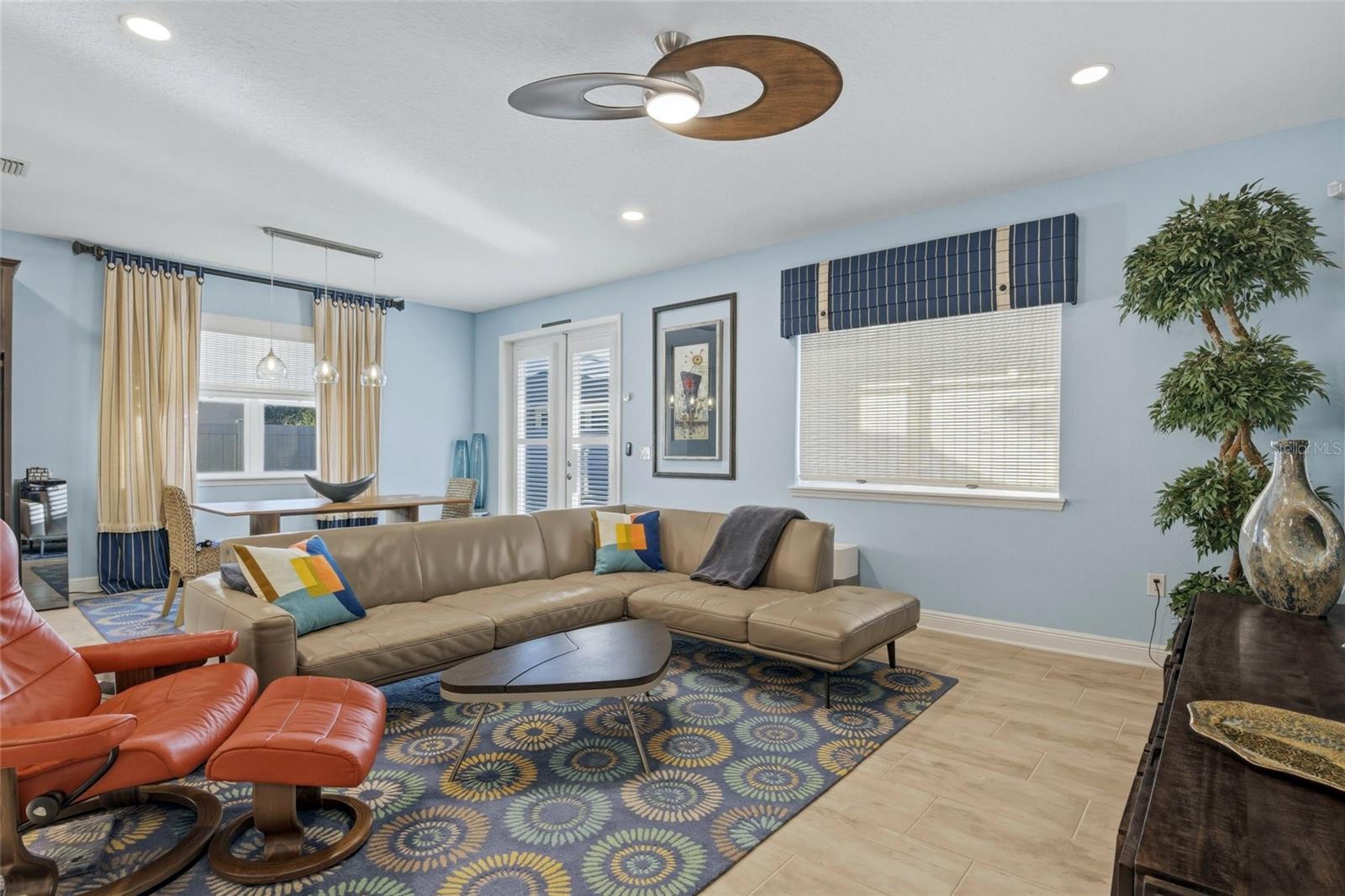 ROPER RESERVE - Residential