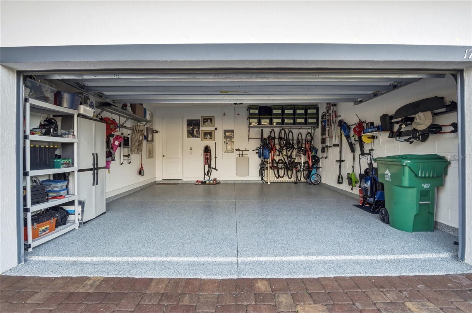 ROPER RESERVE - Residential