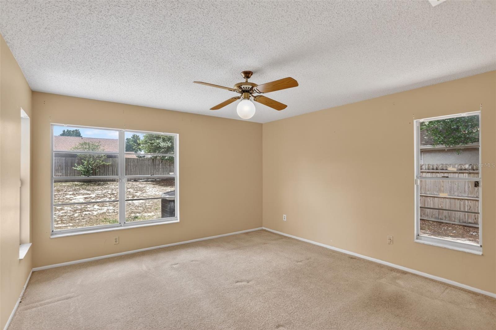 SILVER RIDGE PH 01 - Residential