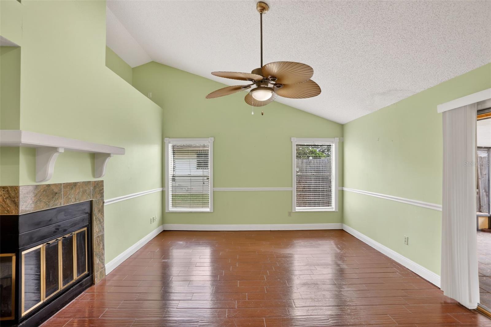 SILVER RIDGE PH 01 - Residential