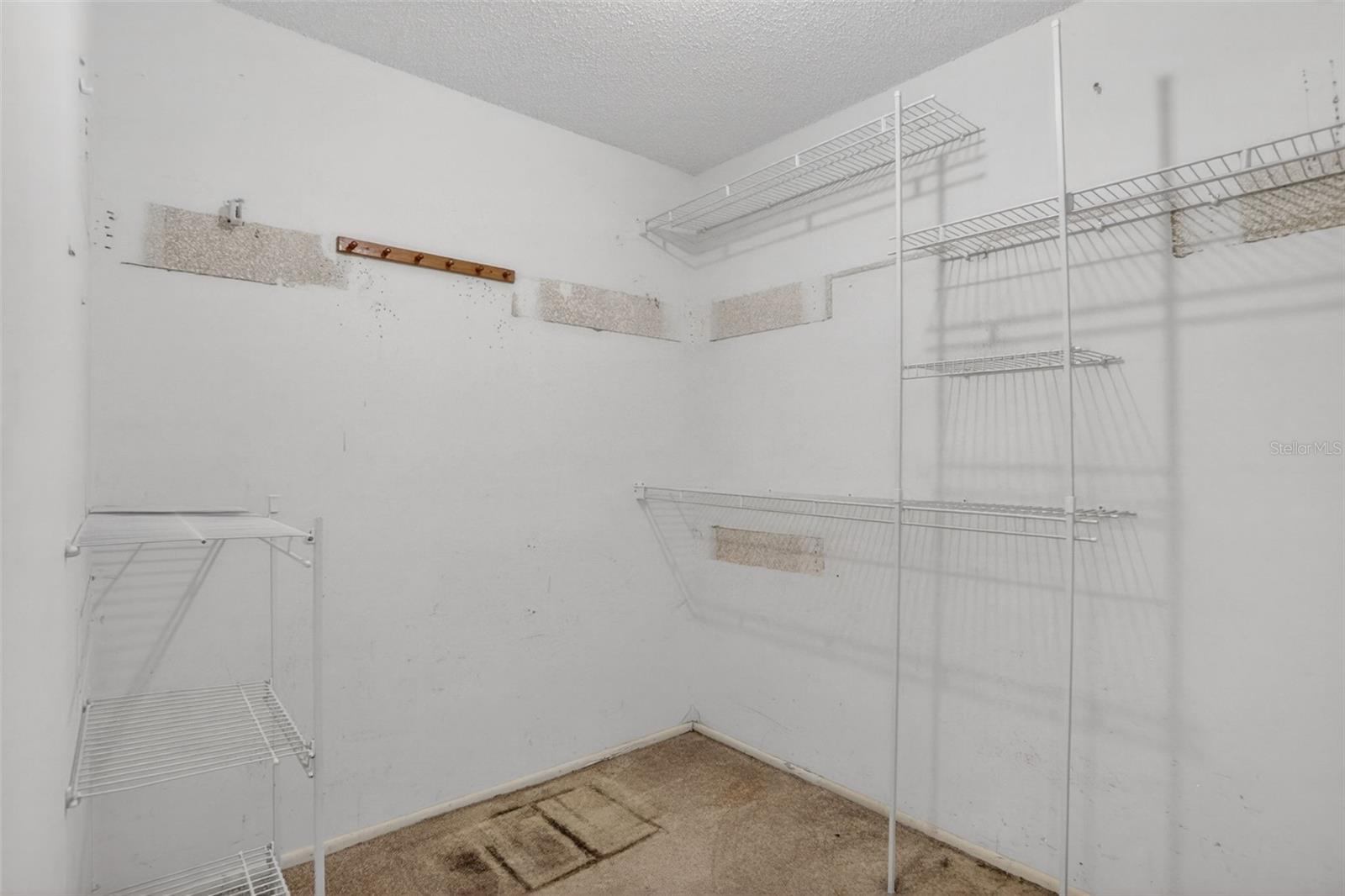 SILVER RIDGE PH 01 - Residential