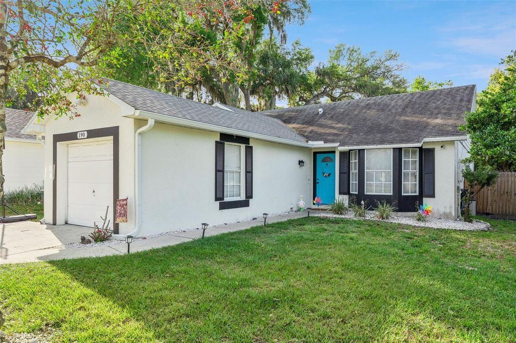 Photo of 190 Kelly Circle, Sanford, FL 32773 (MLS # O6392402)