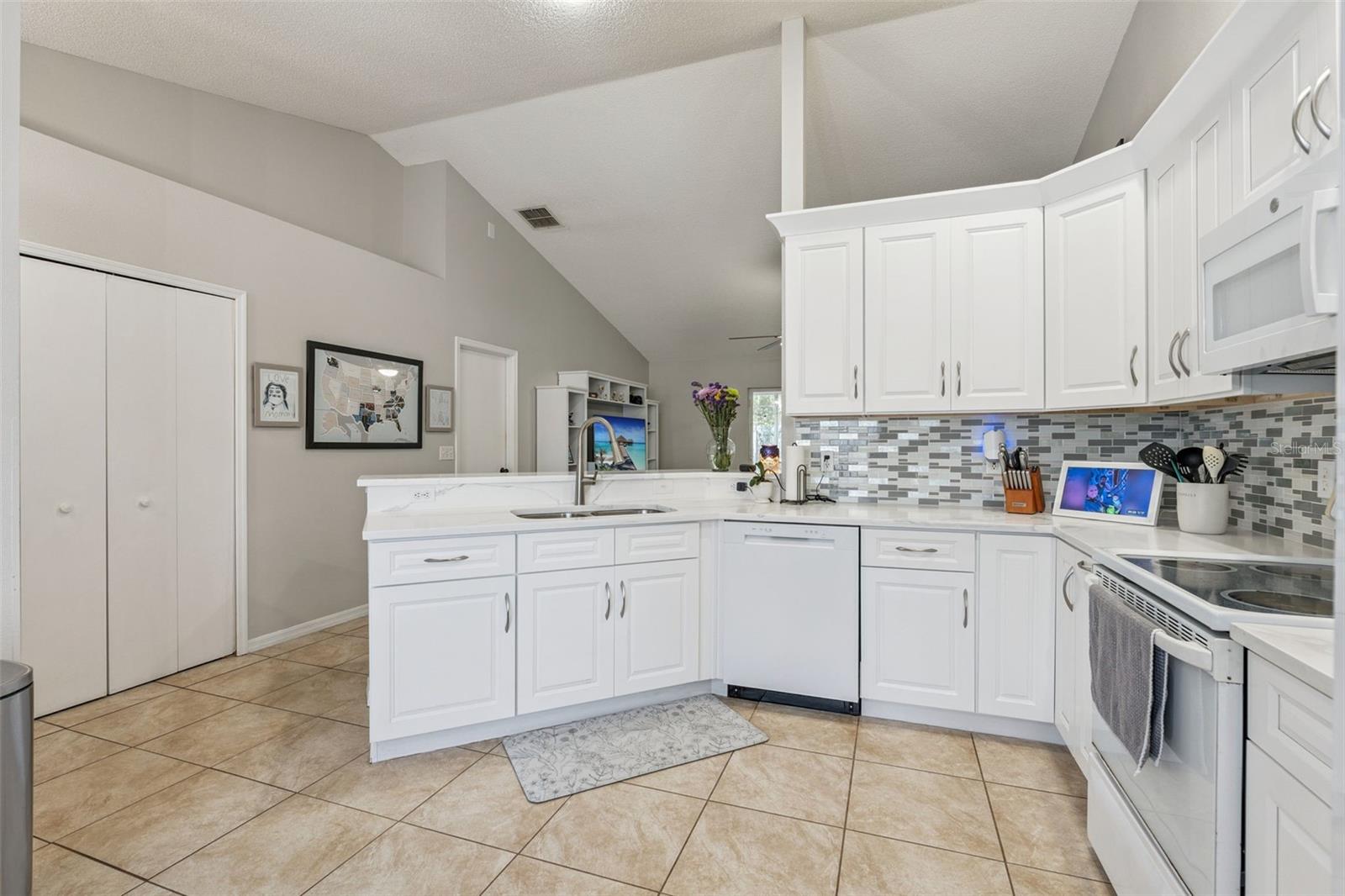 MONROE MEADOWS - Residential