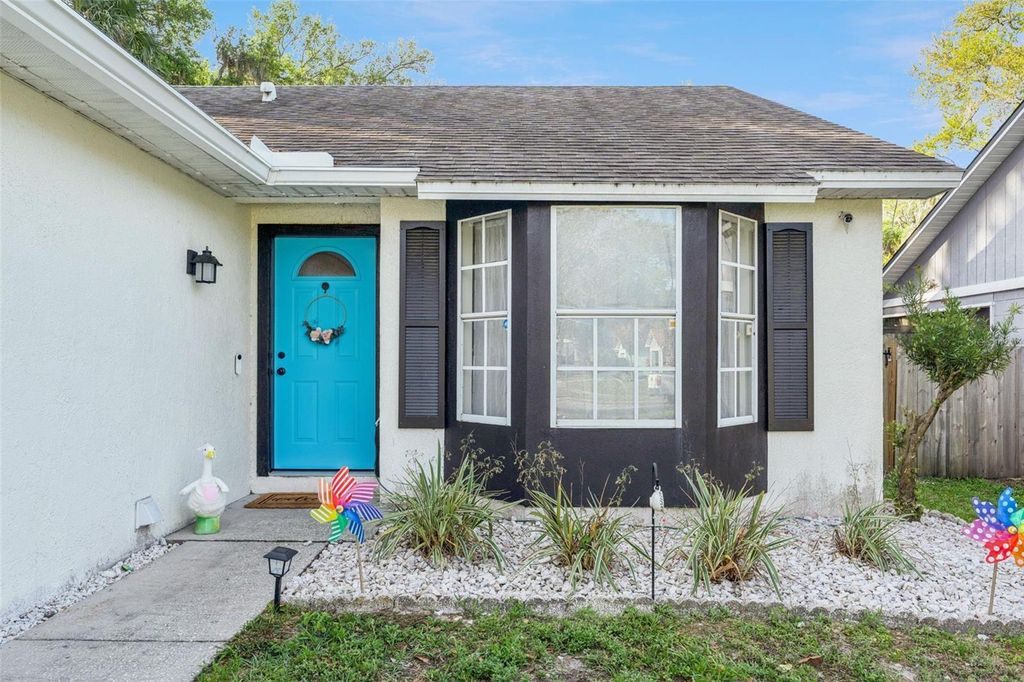 Photo of 190 Kelly Circle, Sanford, FL 32773 (MLS # O6392402)