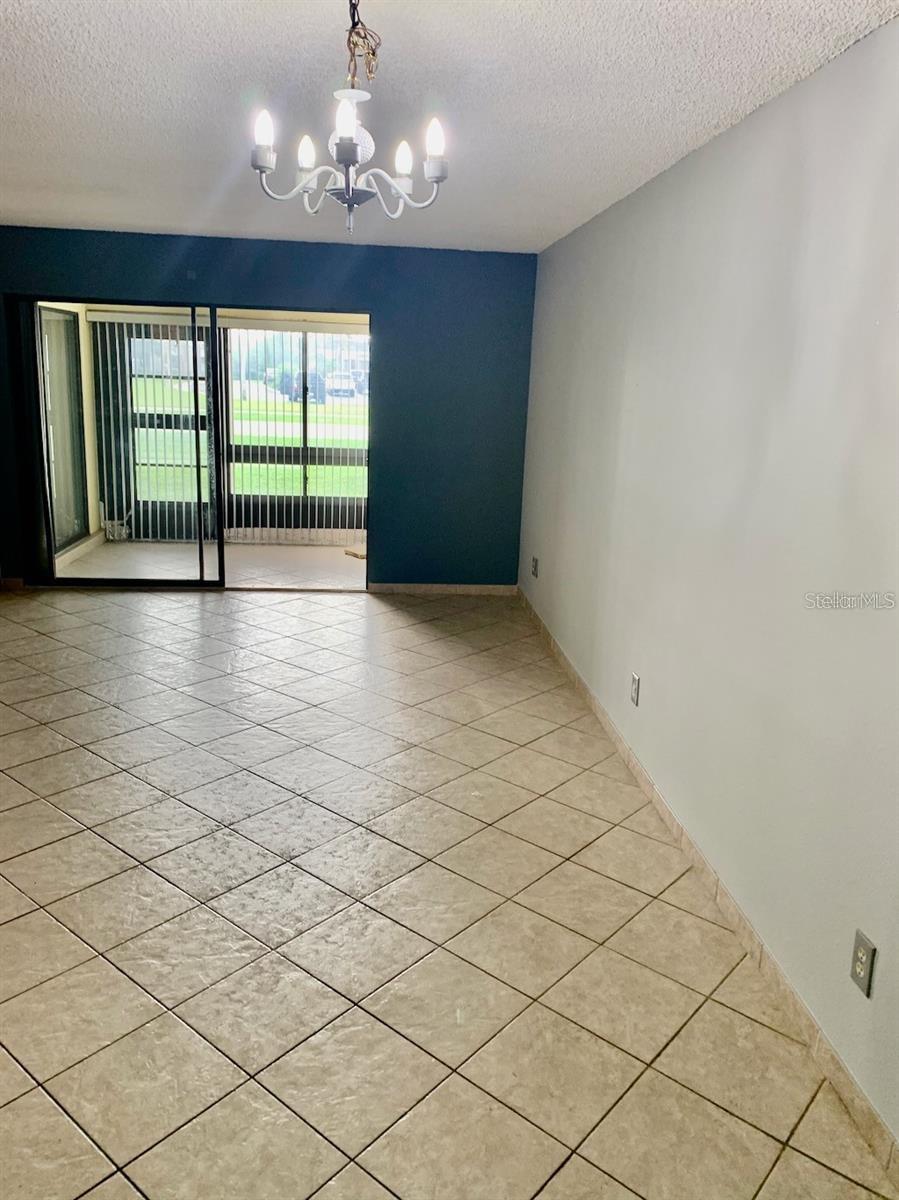 VEL GARDENS PH 02 - Residential