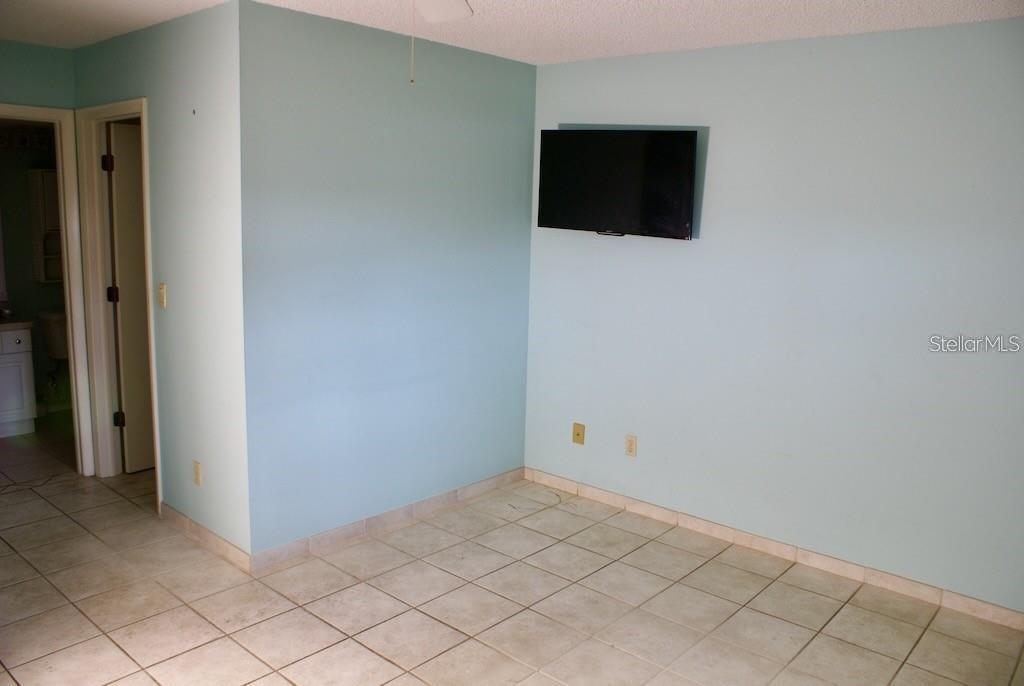 VEL GARDENS PH 02 - Residential