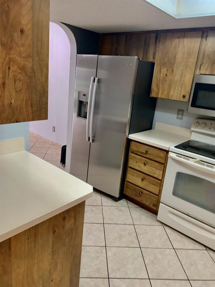 VEL GARDENS PH 02 - Residential