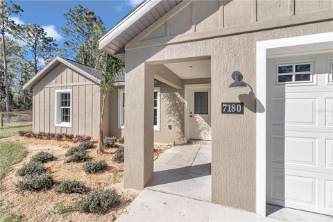 A home in DUNNELLON