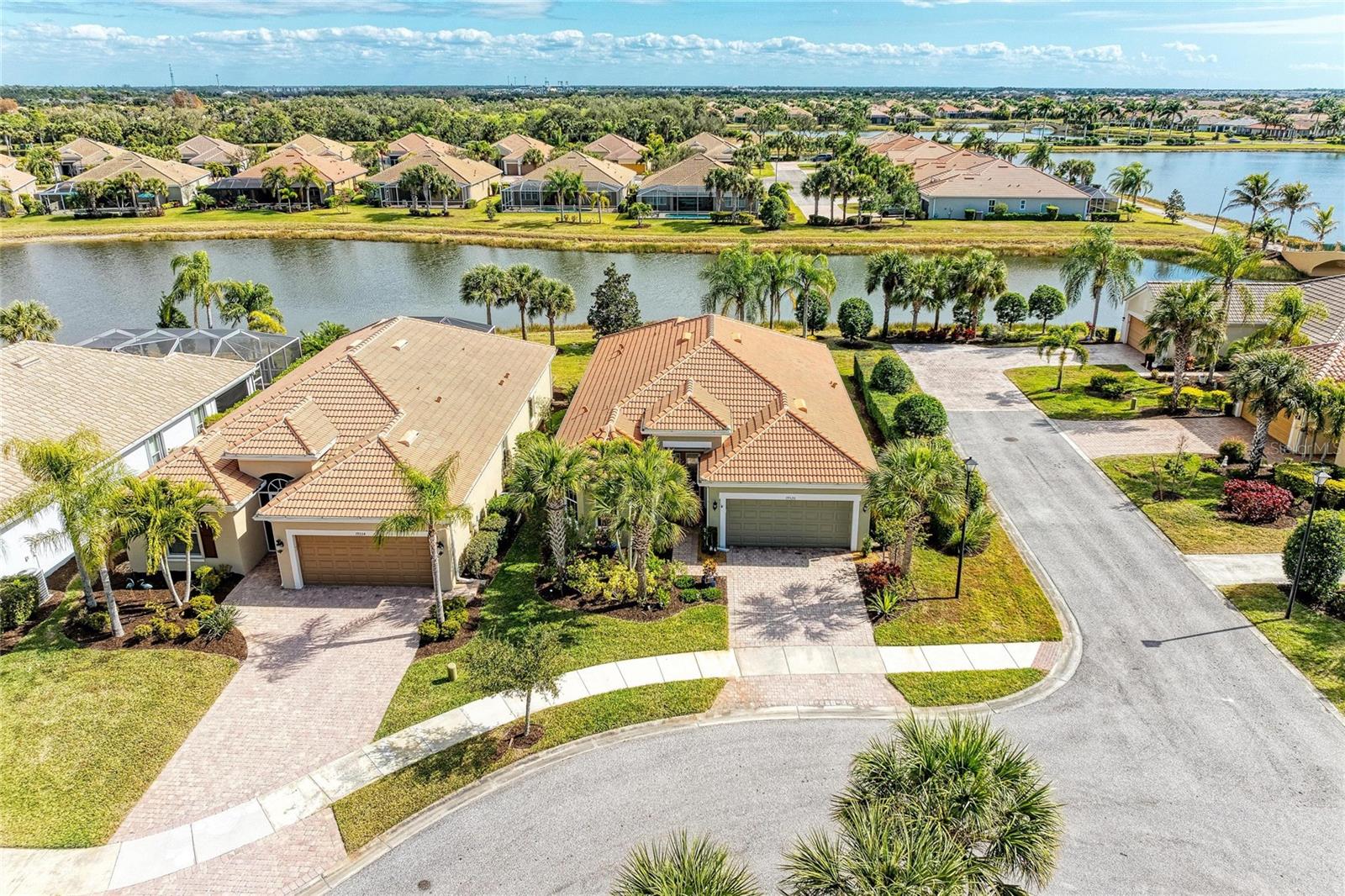 ISLANDWALK OF WEST VILLAGES - Residential