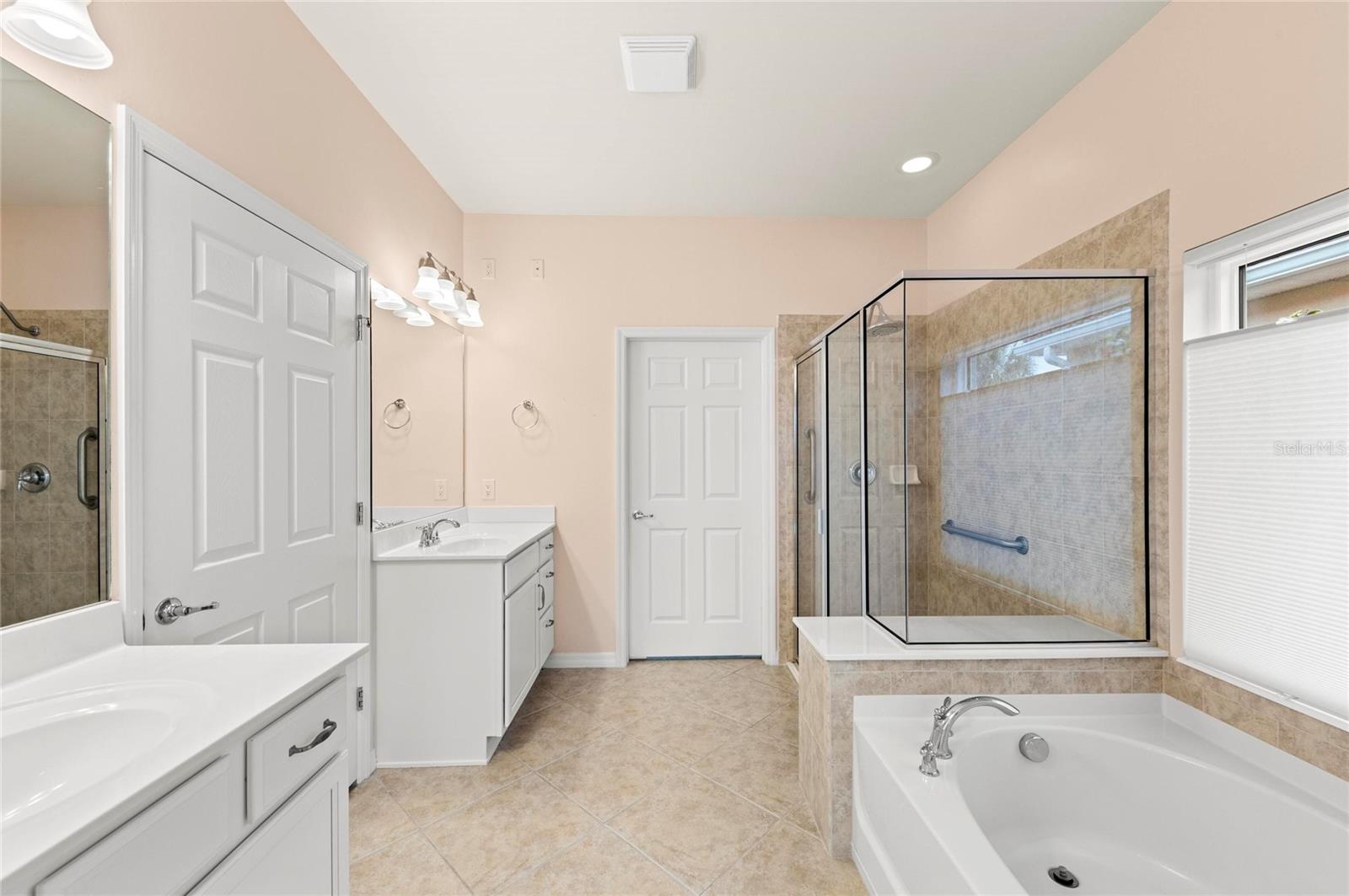 ISLANDWALK OF WEST VILLAGES - Residential