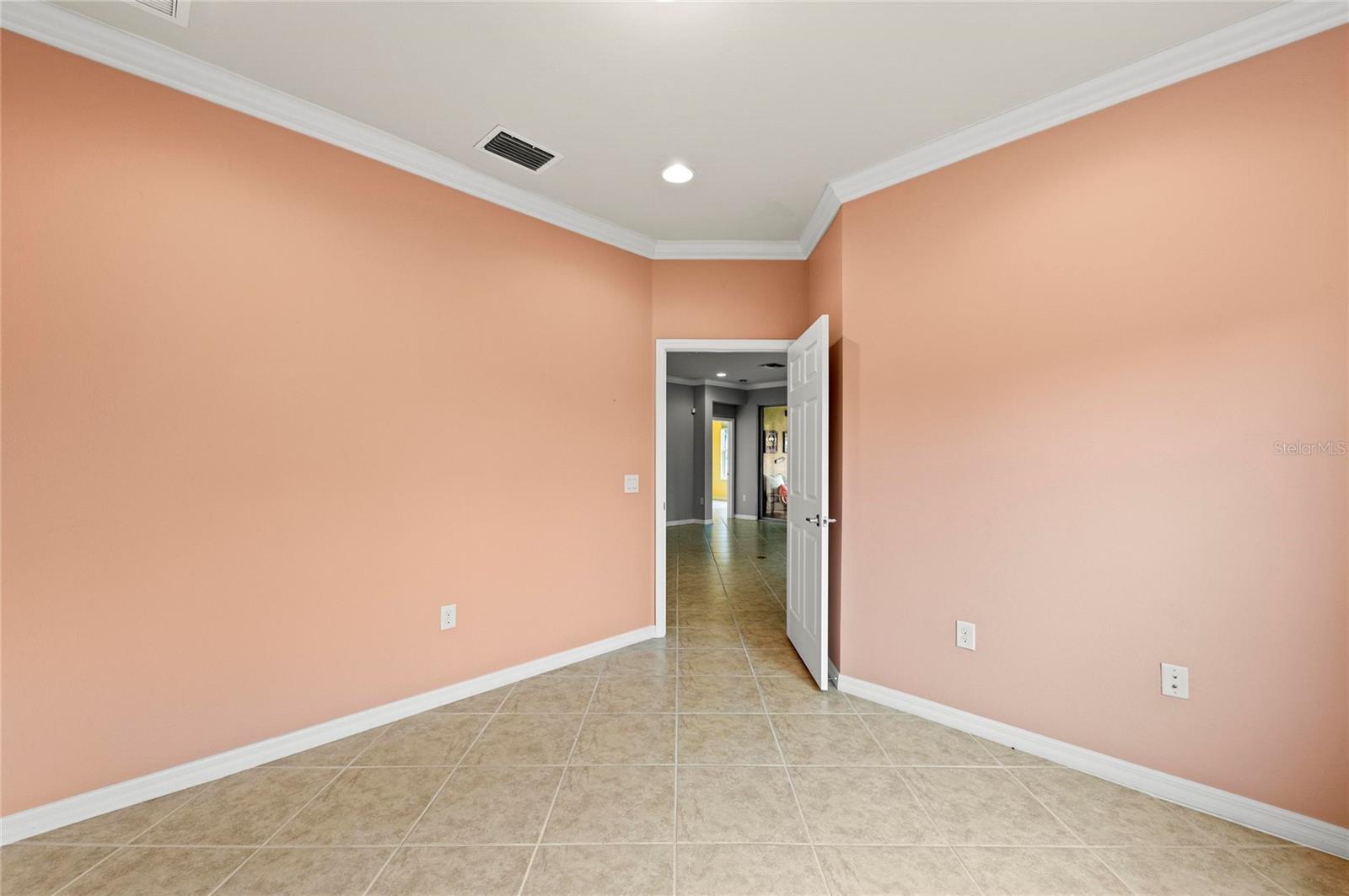 ISLANDWALK OF WEST VILLAGES - Residential